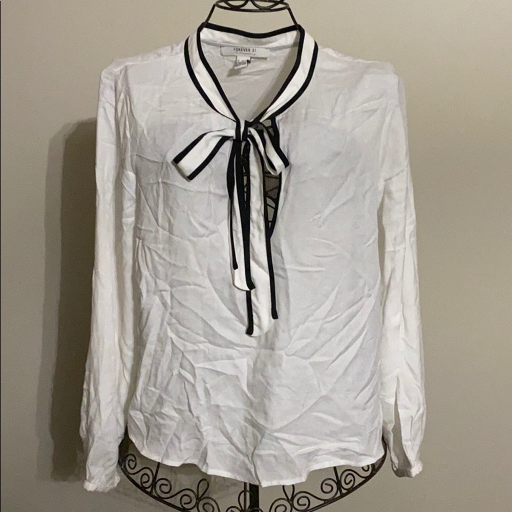 Forever 21 contemporary blouse